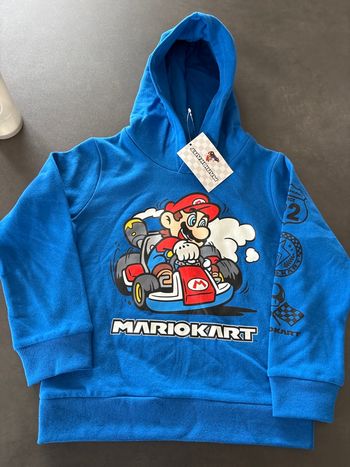 Pull à capuche mario 