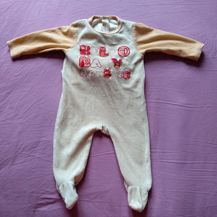 Pyjama une pièce garçon 9 mois