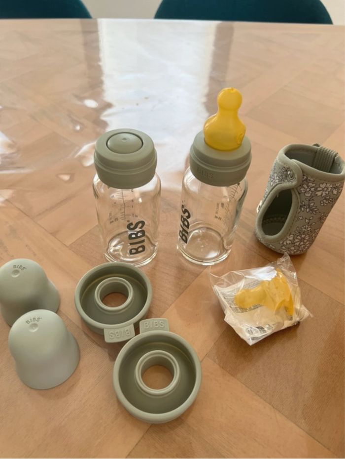 Lot biberons Bibs neufs - photo numéro 2