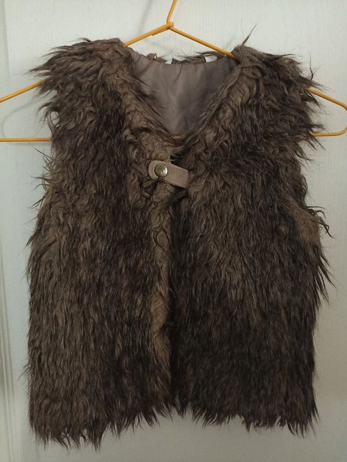 Moumoute sans manches 3 pommes 6 ans