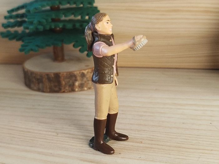Schleich femme Palefreniere Figurine personnage équitation - photo numéro 2