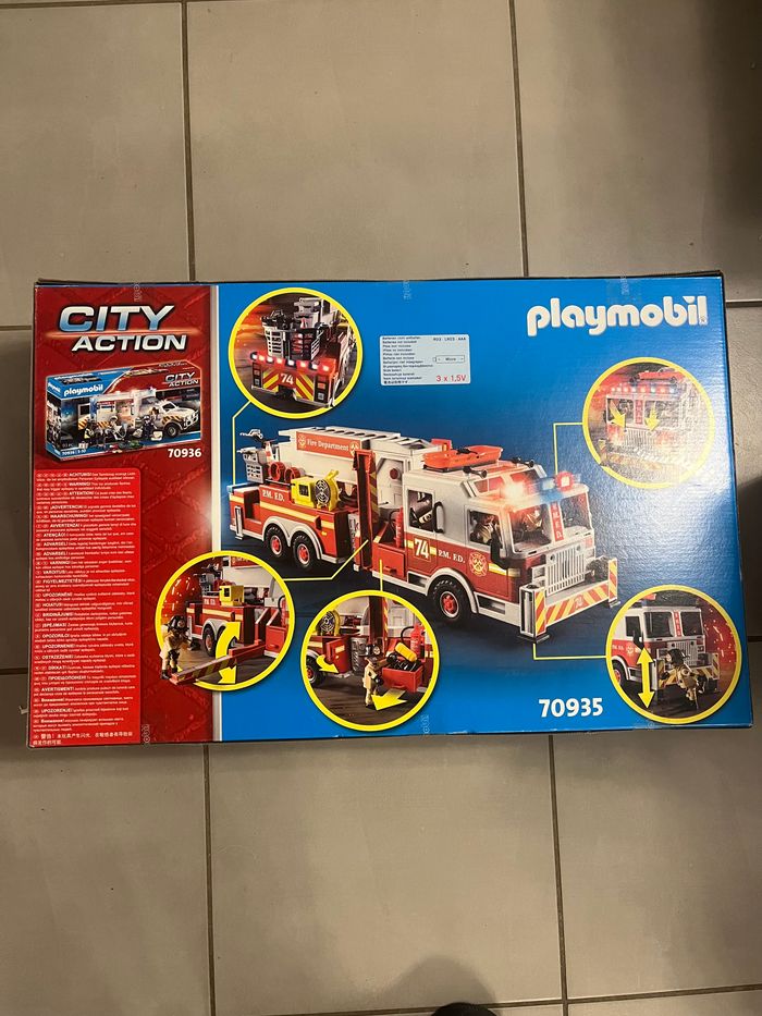 Playmobil camion de pompiers 70935 - photo numéro 2