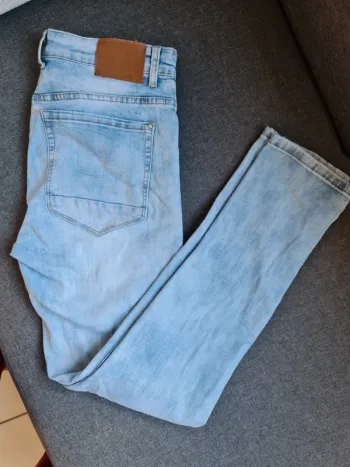 Jeans slim taille 34