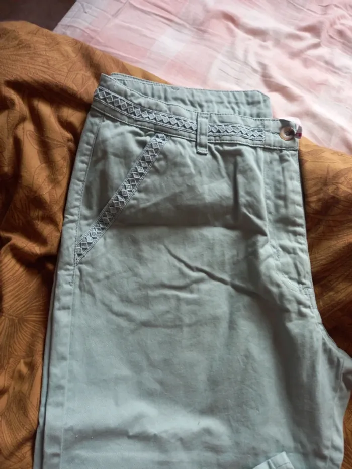 Pantalon pantacourt vert pastel grande taille - photo numéro 4