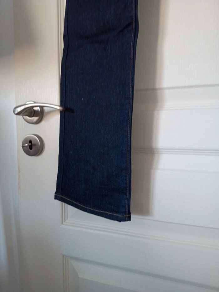 Jeans Levi's demi curve classic rise straight taille 27 bleu foncé - photo numéro 7