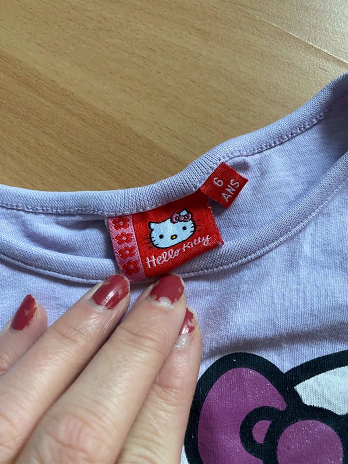 Pull fin Hello Kitty Taille 6 ans - photo numéro 3