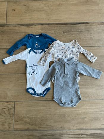 Lot 4 bodies petit bateau 6 mois