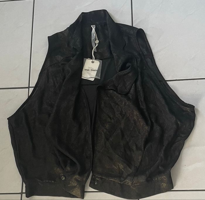 Haut Cop Copine TS sans manches couleur noir brillant Neuf avec étiquette - photo numéro 3