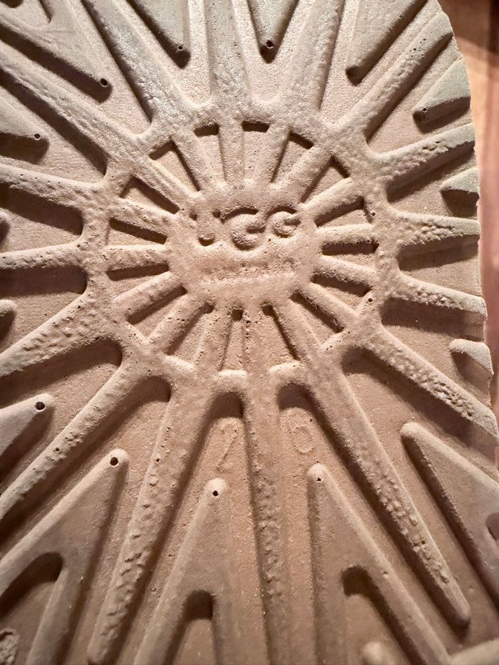 Ugg pointure 26 - photo numéro 19