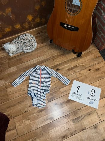 Joli maillot très bon état TAO 12mois/74cm