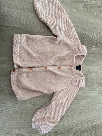 Gilet épais kiabi rose nude brillant lurex 9 mois