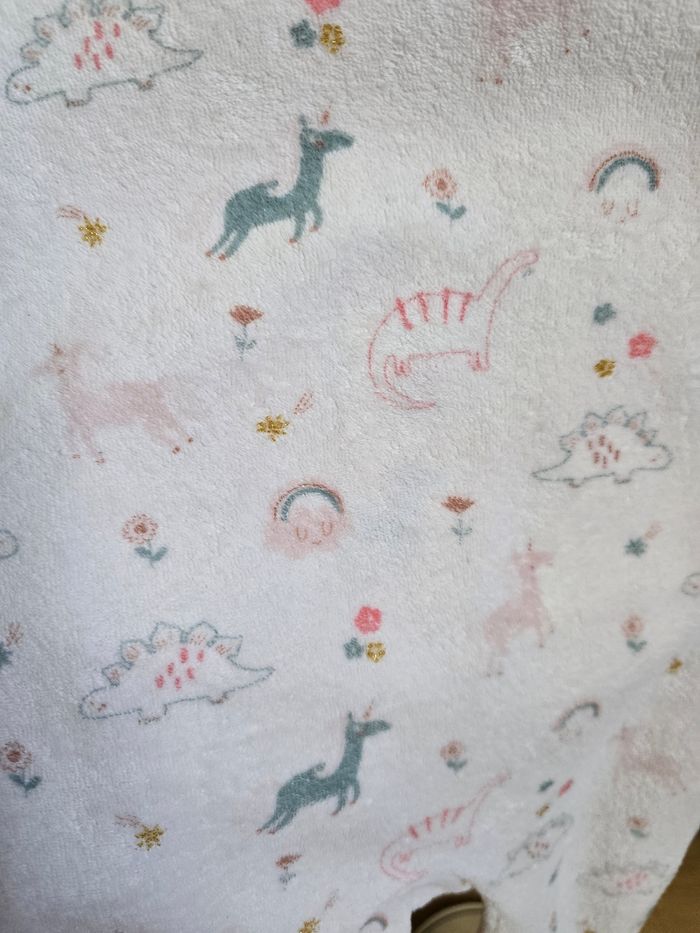 Vêtement Bébé Fille - Pyjama Licorne/ Dino - Kiabi - 3 mois / 56-62cm - photo numéro 4