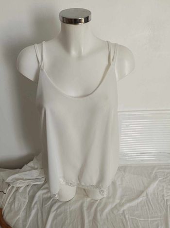 superbe haut neuf T42