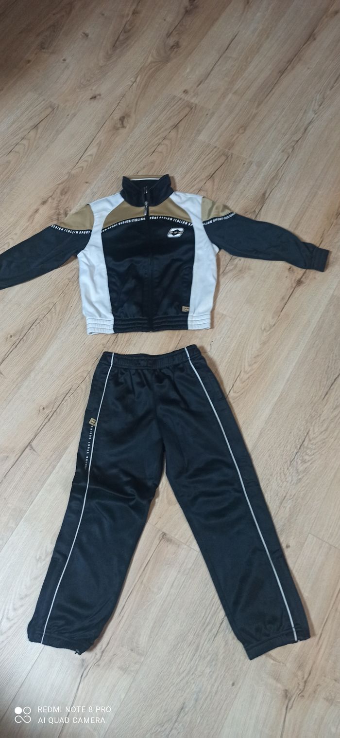 Ensemble jogging 6 ans lotto