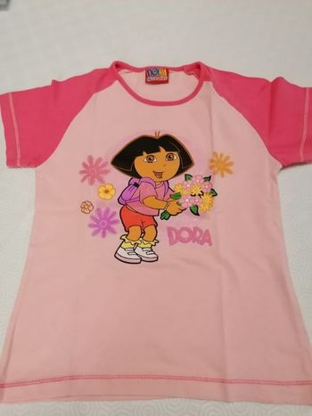 Joli tee-shirt comme neuf taille 6/8 ans