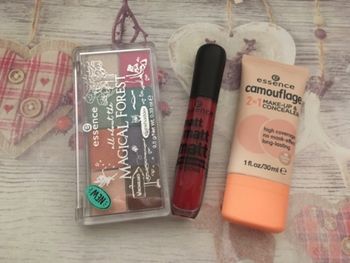 Lot Essence neuf & indissociable