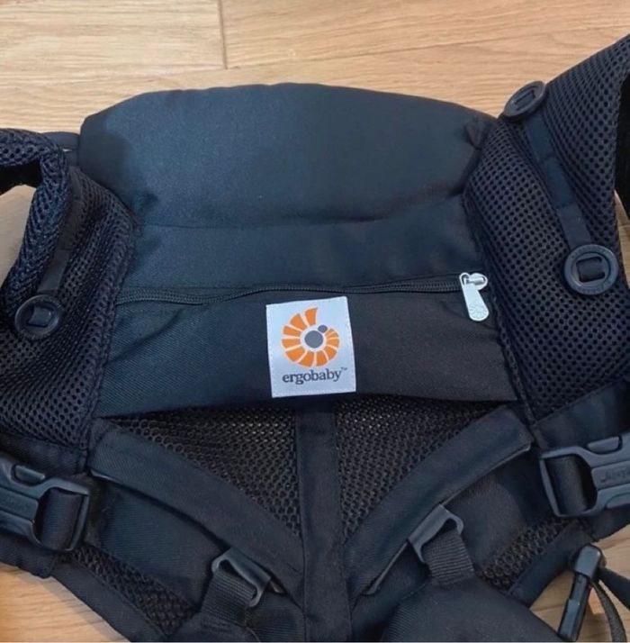 Porte bébé physiologique ergobaby Omni 360 Neuf - photo numéro 2