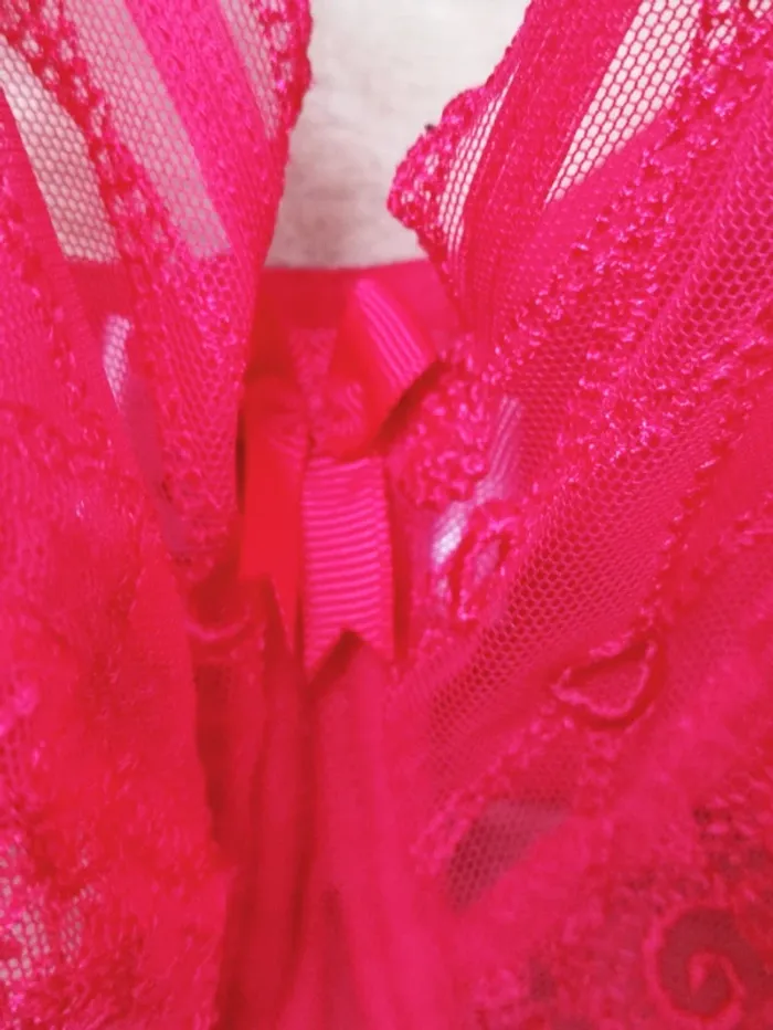 💋 cerise griottes 🍒 sexy gorge dentelle - photo numéro 8