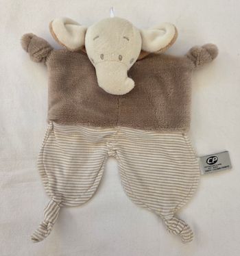 Doudou plat Éléphant- Beige et rayé -CP International