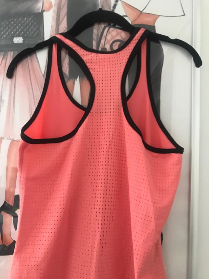 Top dry fit Nike M - photo numéro 5