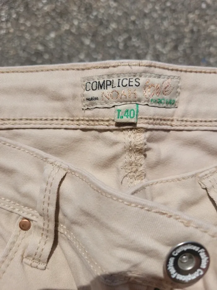 Joli pantalon taille 40 - photo numéro 2