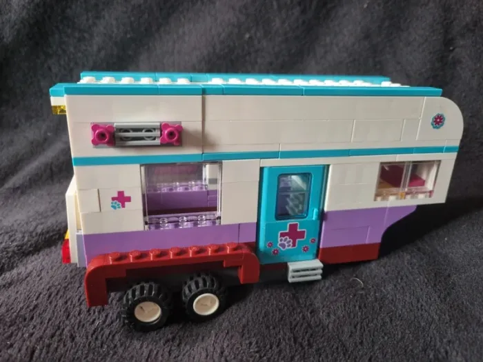 Set La Remorque A Chevaux d'Emma 3186, Lego Friends - photo numéro 4
