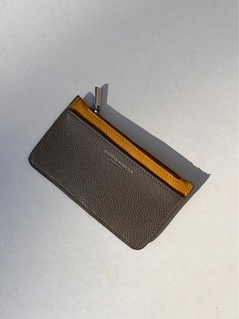 Porte-monnaie carte discret en cuir - marron et jaune