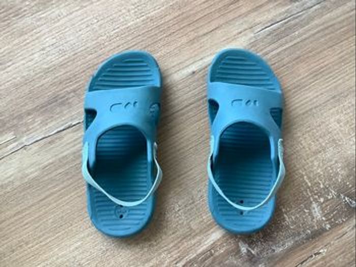 Chaussure sandale piscine bébé Nabaiji taille 25-26 - photo numéro 1