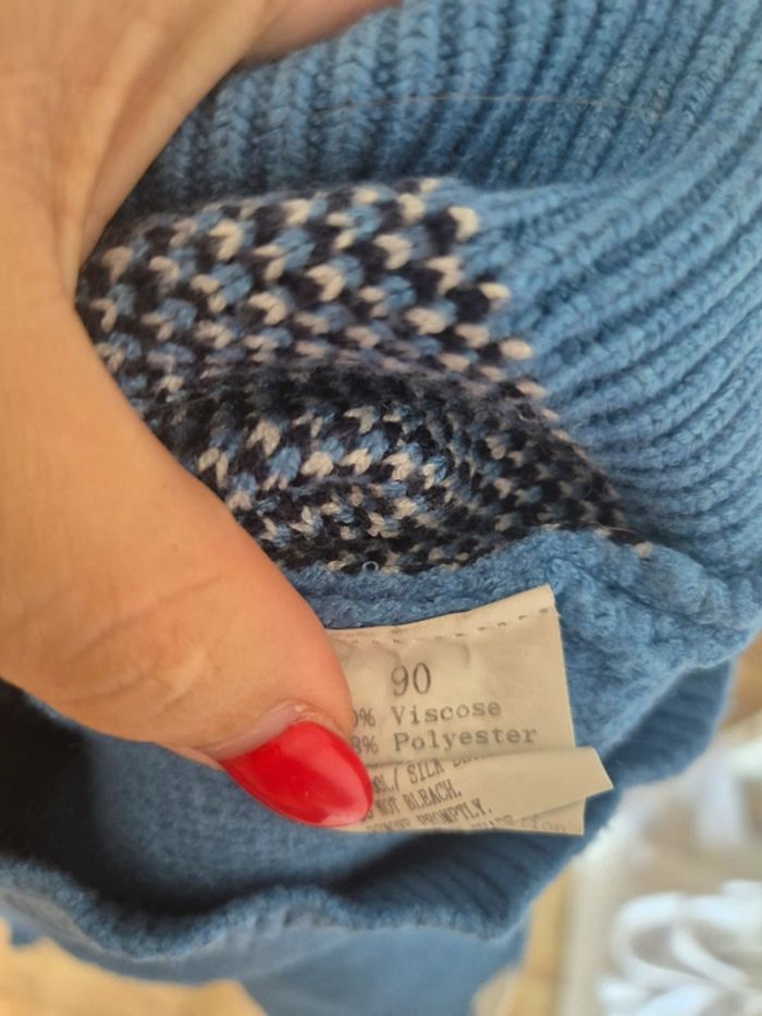 Pull bleu - photo numéro 3