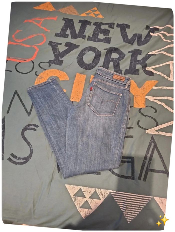 Jean Levi's 36 femme