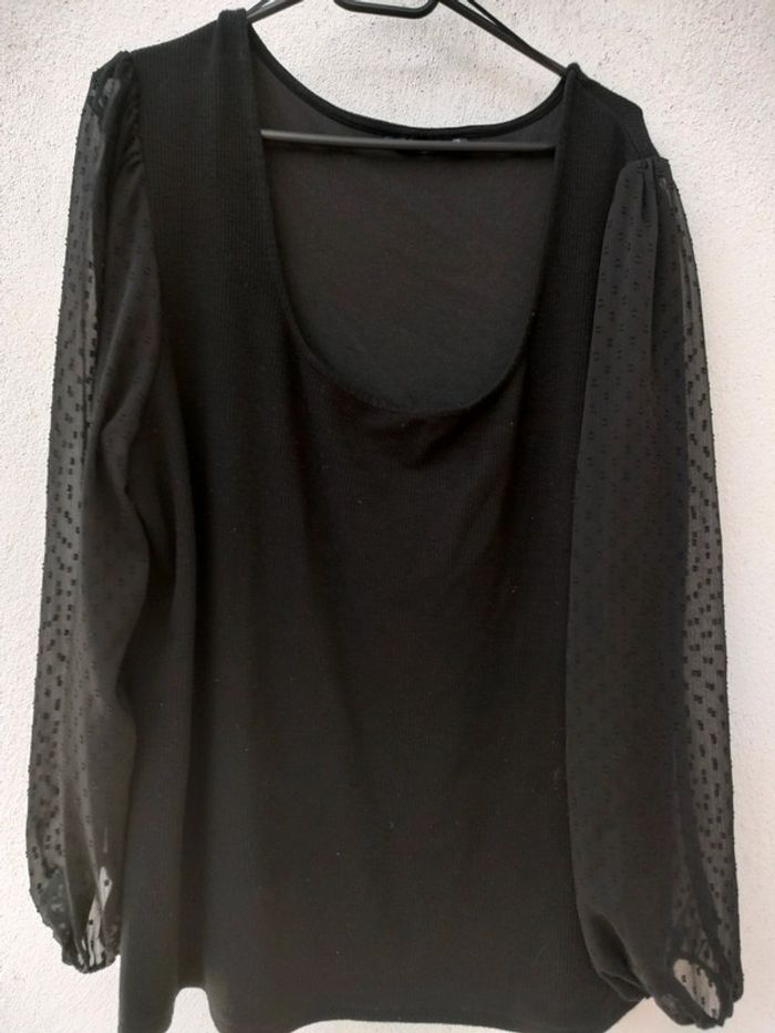 Haut noir 50 52 - photo numéro 3