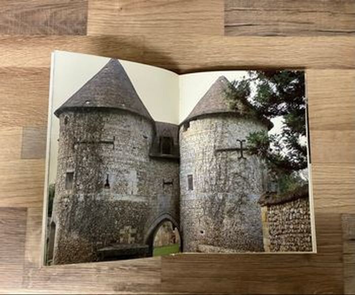 Beau livre relié-Châteaux forts de Normandie - photo numéro 2