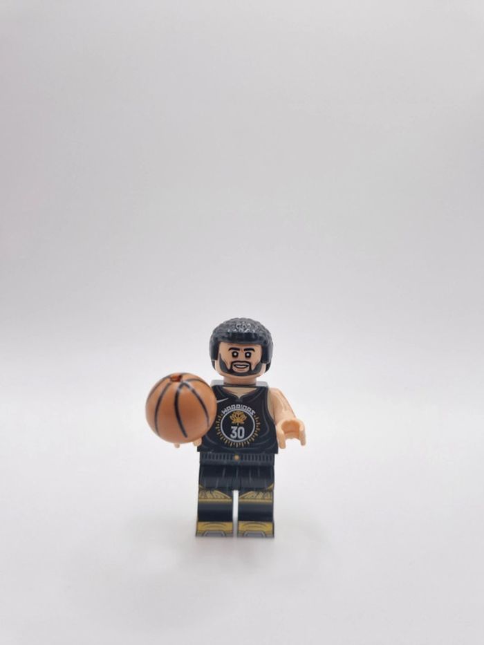 Figurine type lego Joueur de Basket Stephen Curry - photo numéro 2