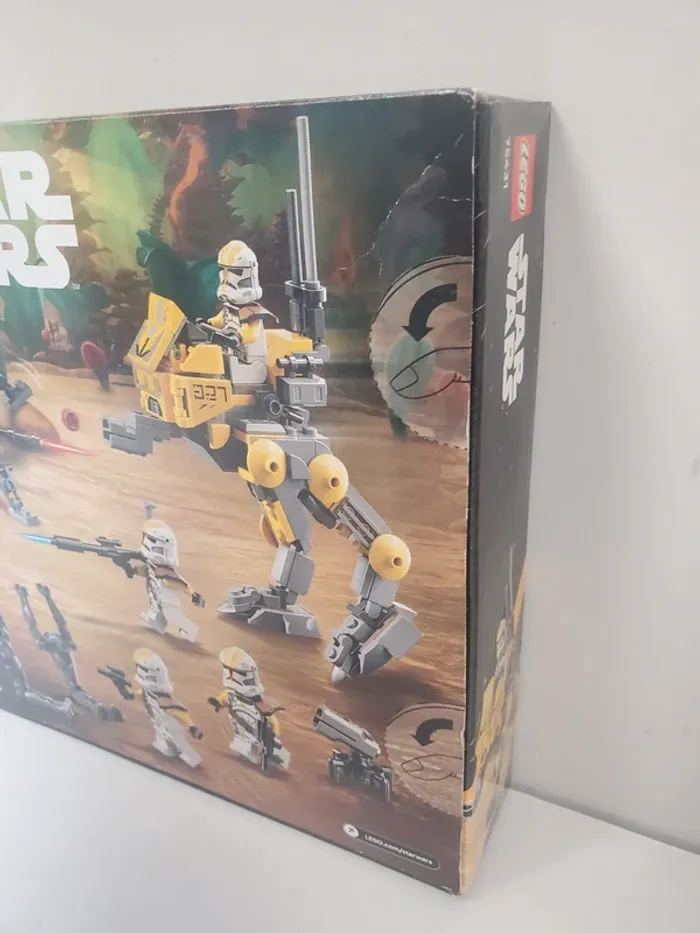 Lego Star Wars section clone jaune. - photo numéro 3