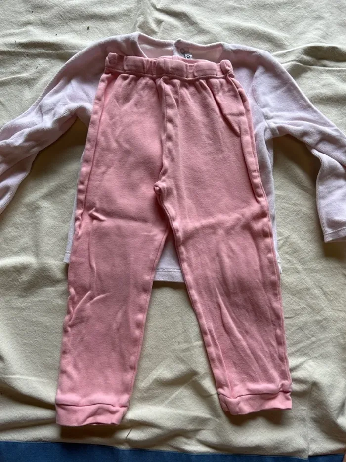 Pyjama - photo numéro 2