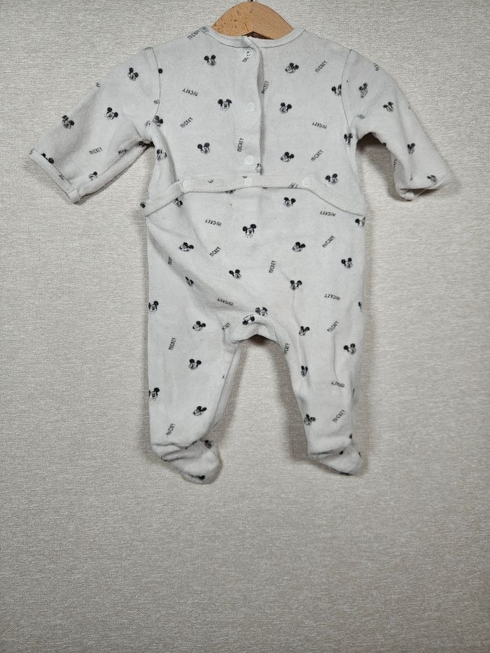 Pyjama velours Mickey disney 3 mois - photo numéro 6