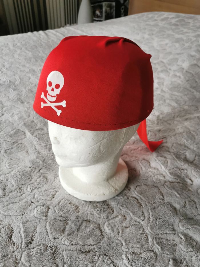Chapeau rouge Pirate déguisement