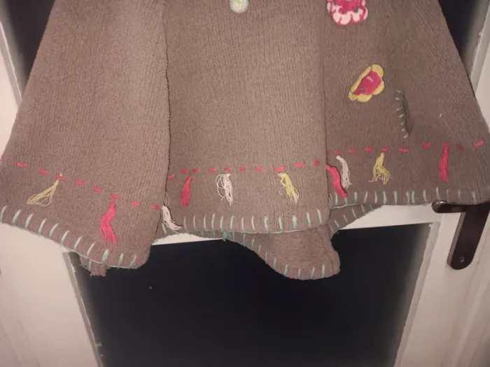 Magnifique poncho 23 mois - photo numéro 4