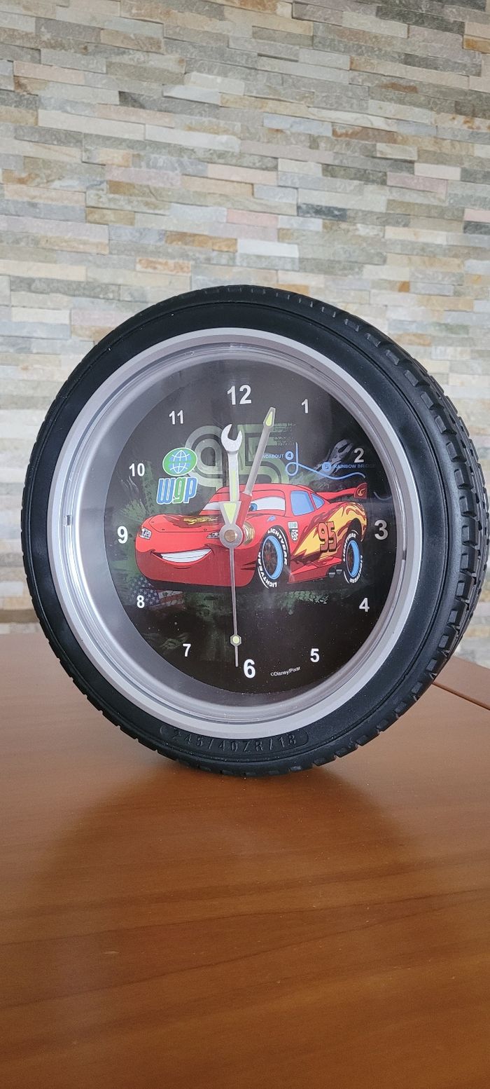 Horloge murale Disney collection cars très rares - photo numéro 3
