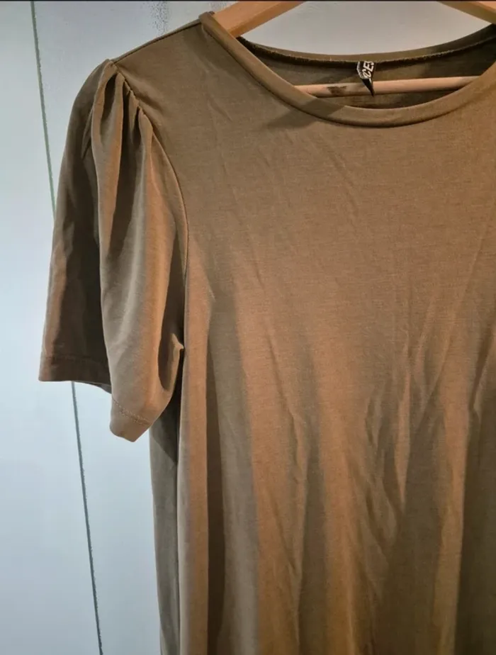 Robe courte tshirt kaki - photo numéro 2