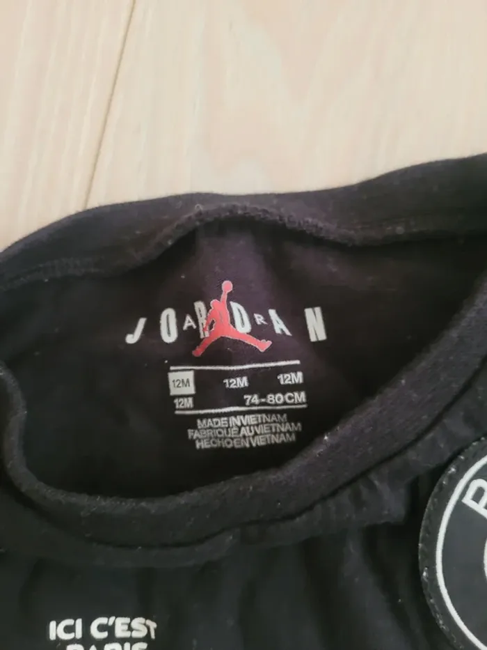 T-shirt Psg Jordan 1 an - photo numéro 3