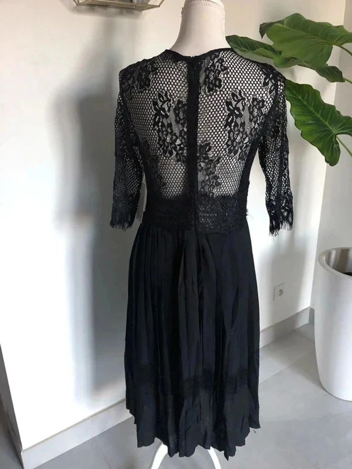 Robe Zara en dentelle neuve taille M - photo numéro 8