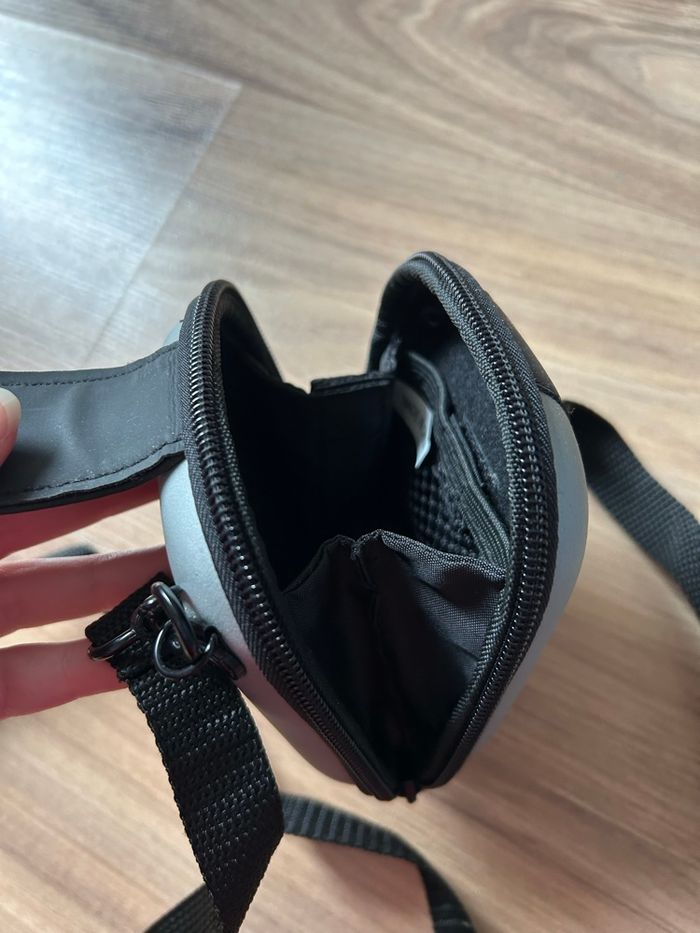 Housse / Pochette Rigide de Transport avec Bandoulière Nomatica - photo numéro 6