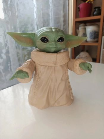 Figurine star wars the mandalorian grogu (bébé Yoda)