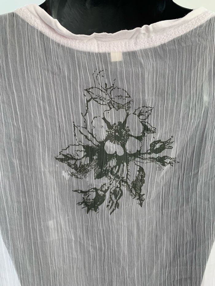 Jolie haut blanc taille S - photo numéro 3
