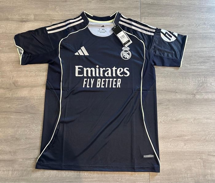 Maillot réal Madrid 2026 - photo numéro 2