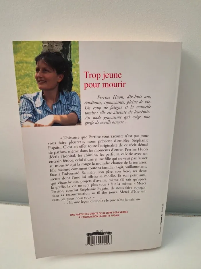 Livre Trop jeune pour mourir - photo numéro 3