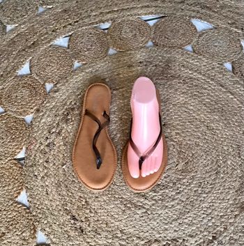 Sandales été en taille 40 marque Simius gris noir effet transparence