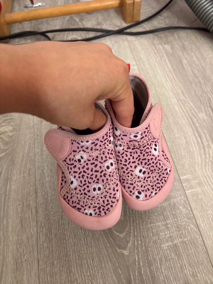 Chaussons de sport, taille 24 décathlon - photo numéro 2