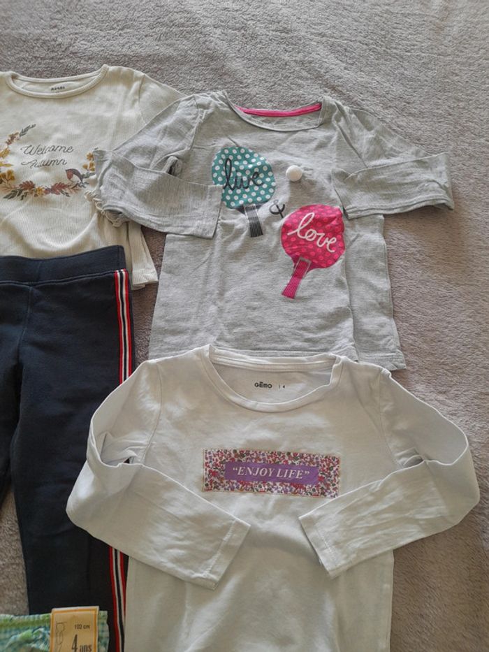 Lot de vêtements fille taille 4 ans - photo numéro 4